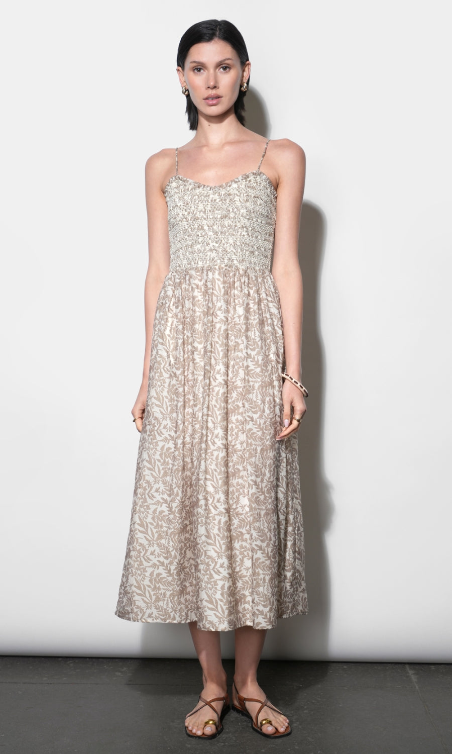 Valarie Smocked Midi Dress TAUPE / L