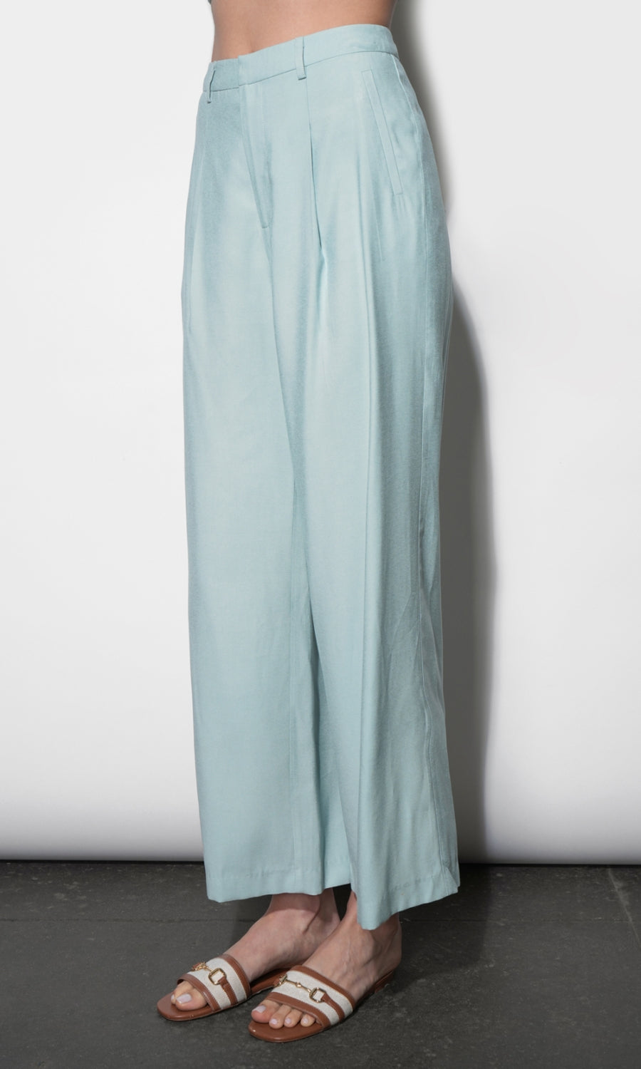 G264P6566_SKY BLUE
