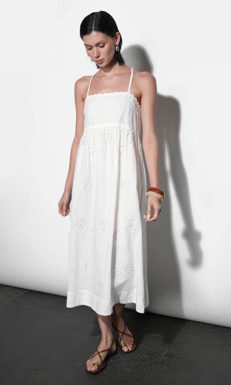 G264D7164_WHITE