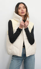 G258J1818_CREAM