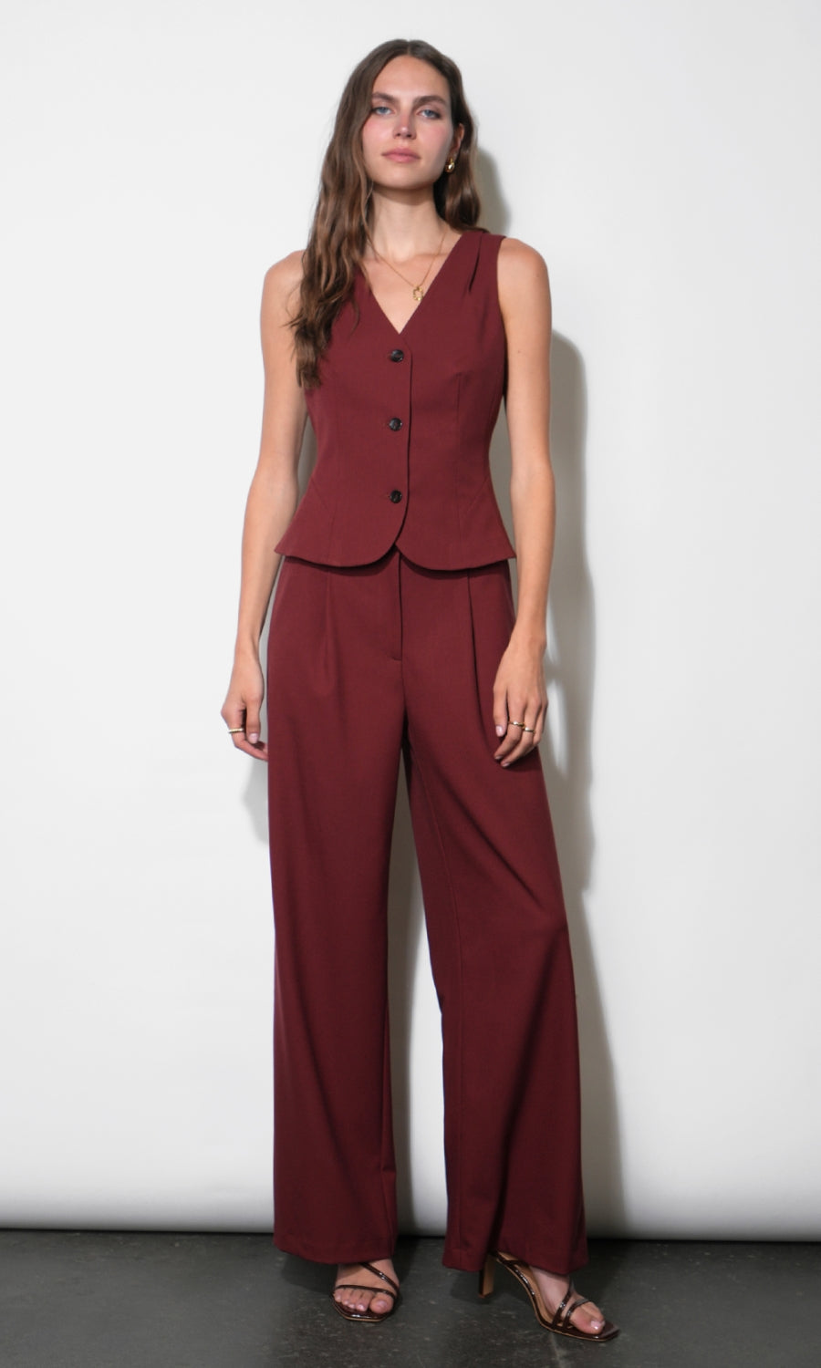 G2610P6606_MAROON