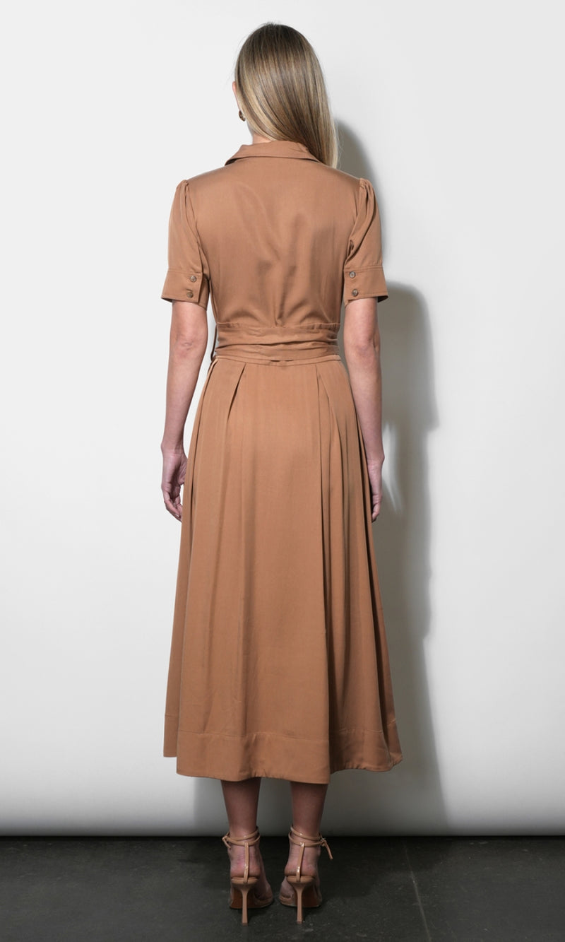 G268D7277_CAMEL