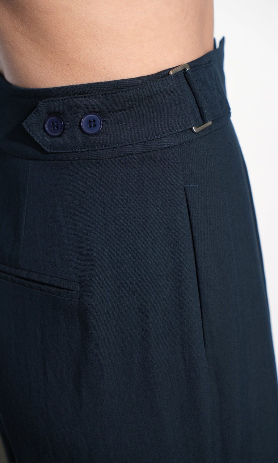 G264P6559_NAVY