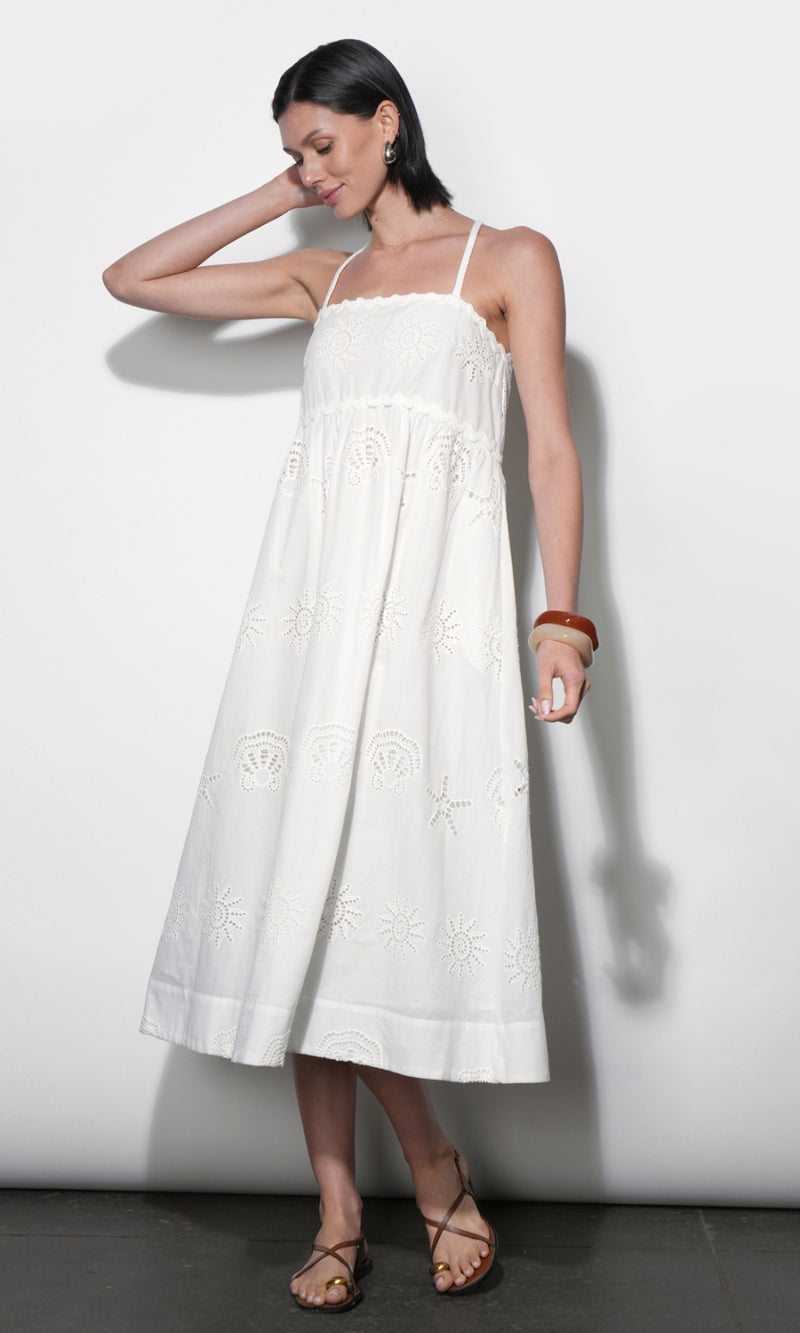 G264D7164_WHITE