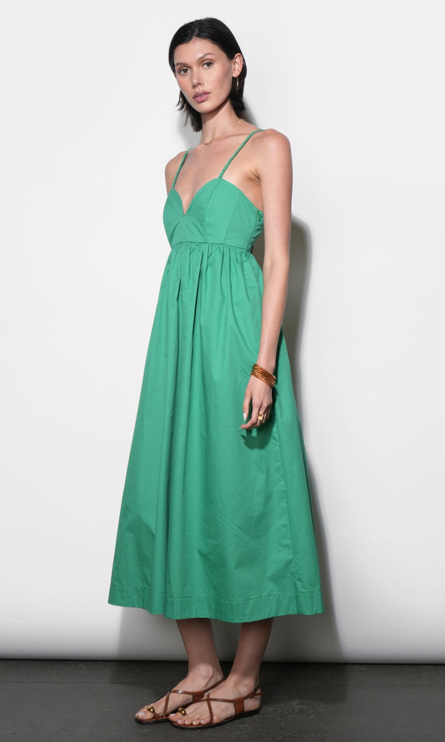 G266D7216_GREEN