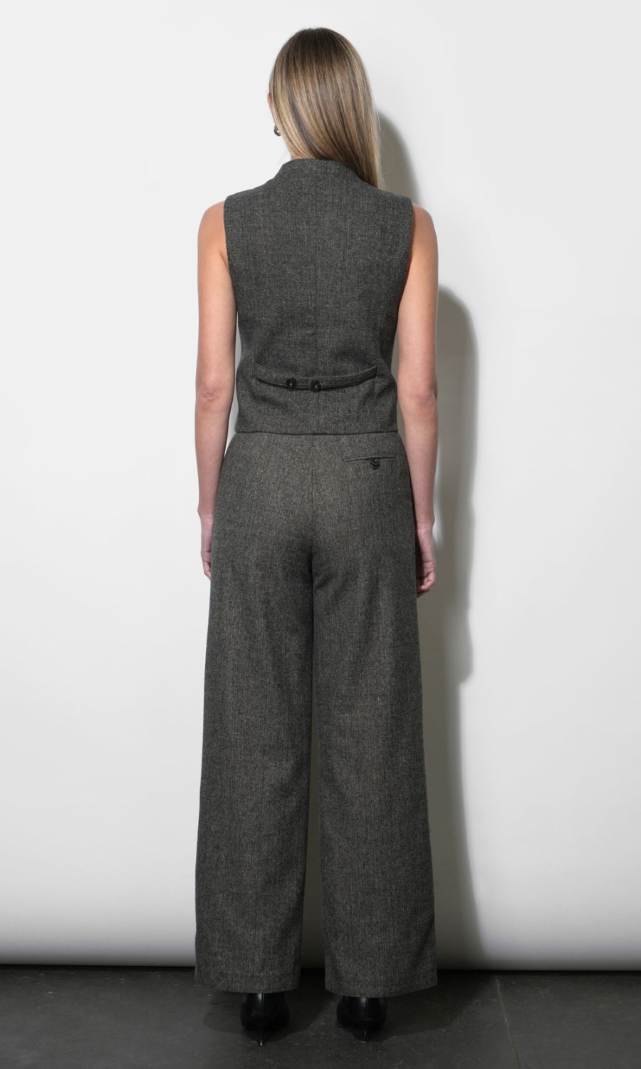G268T7593_DARK CHARCOAL