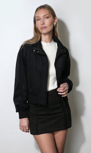G267J1891_BLACK