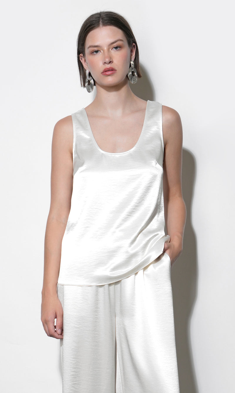 ArianaEasySatinSleevelessTop_G263T7487