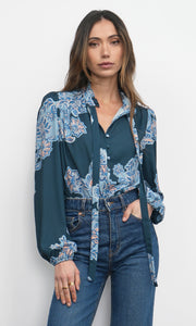 Cierra Button Up Tie Neck Blouse
G257T7286
