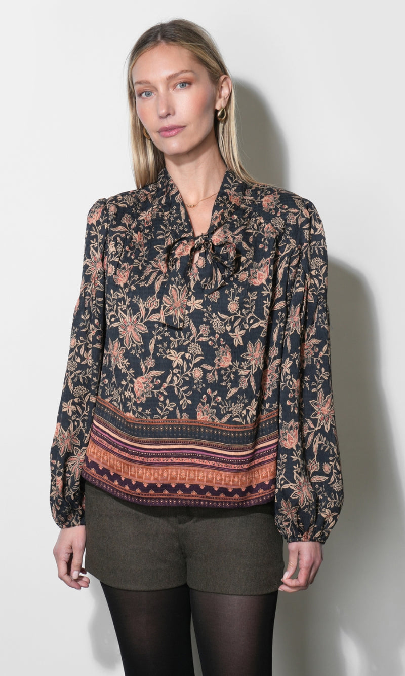 Darcie Flowy Blouse G269T7628_NAVY