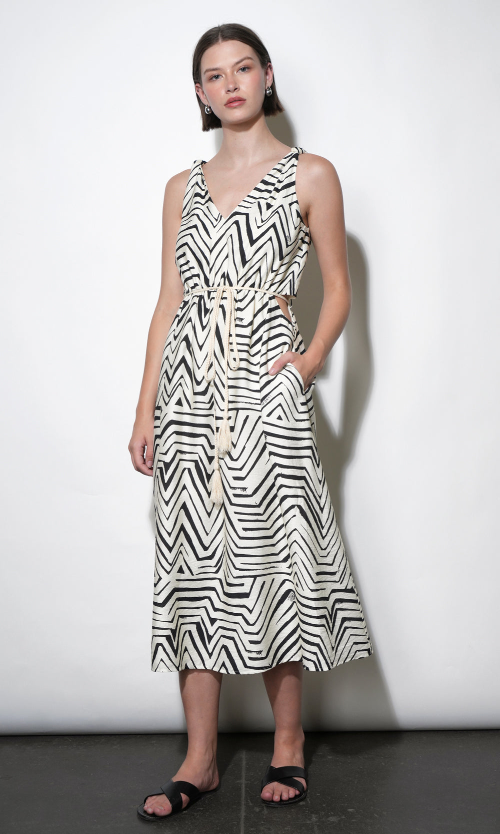 Evelyn Side Cut Out Knotted Strap Midi Dress G262D6927