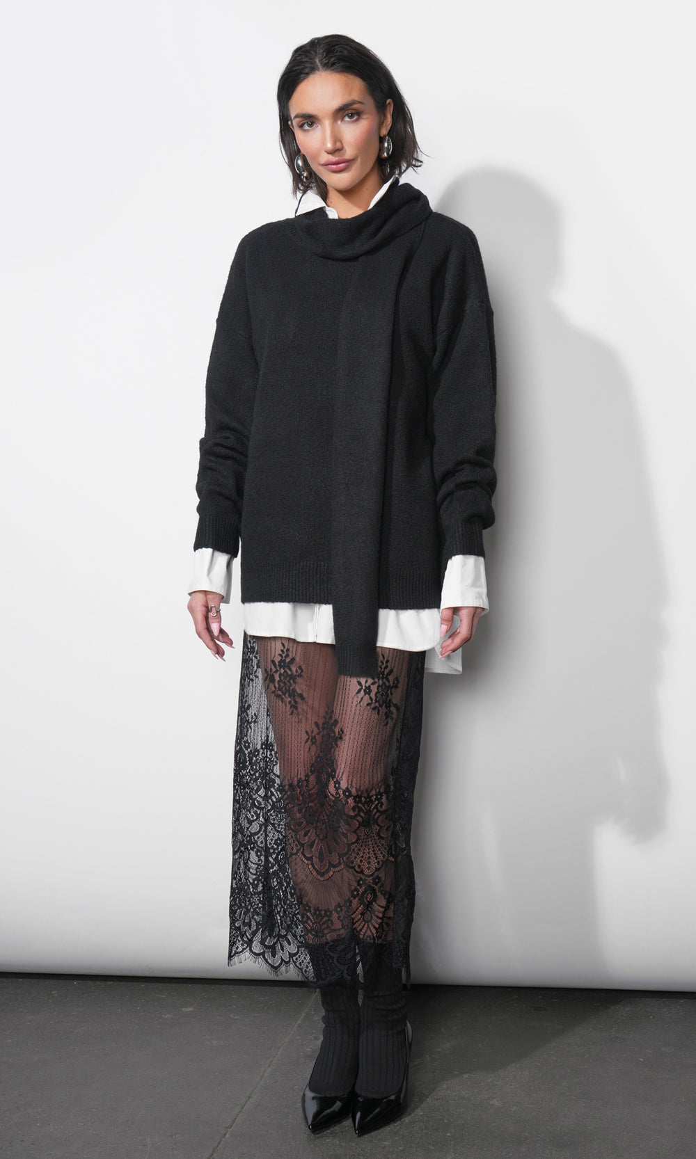 Kit Soft Crew Neck Sweater W/ Removable Scarf