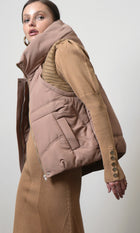 Douglas Ribbed Puffer Hooded Vest