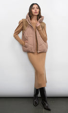 Douglas Ribbed Puffer Hooded Vest