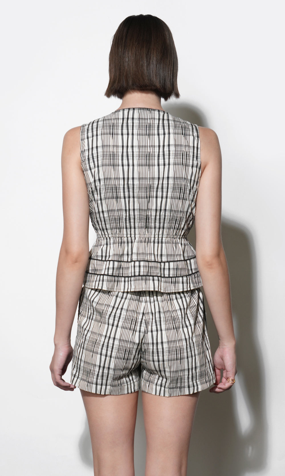 Evelyn Sleeveless Neck Drawstring Top