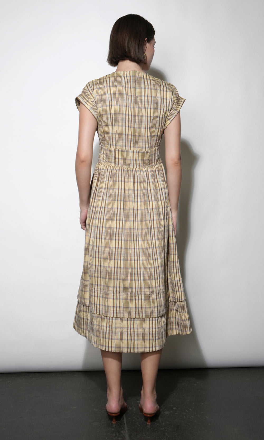 【美品】Adelaide Slit Sleeve Belted Dress Elizabeth Dolman Sleeve Plaid Belted Midi Dress | Greylin