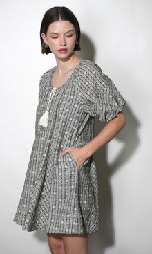 Elena Stripe Pattern Bubble Sleeve Popover Dress