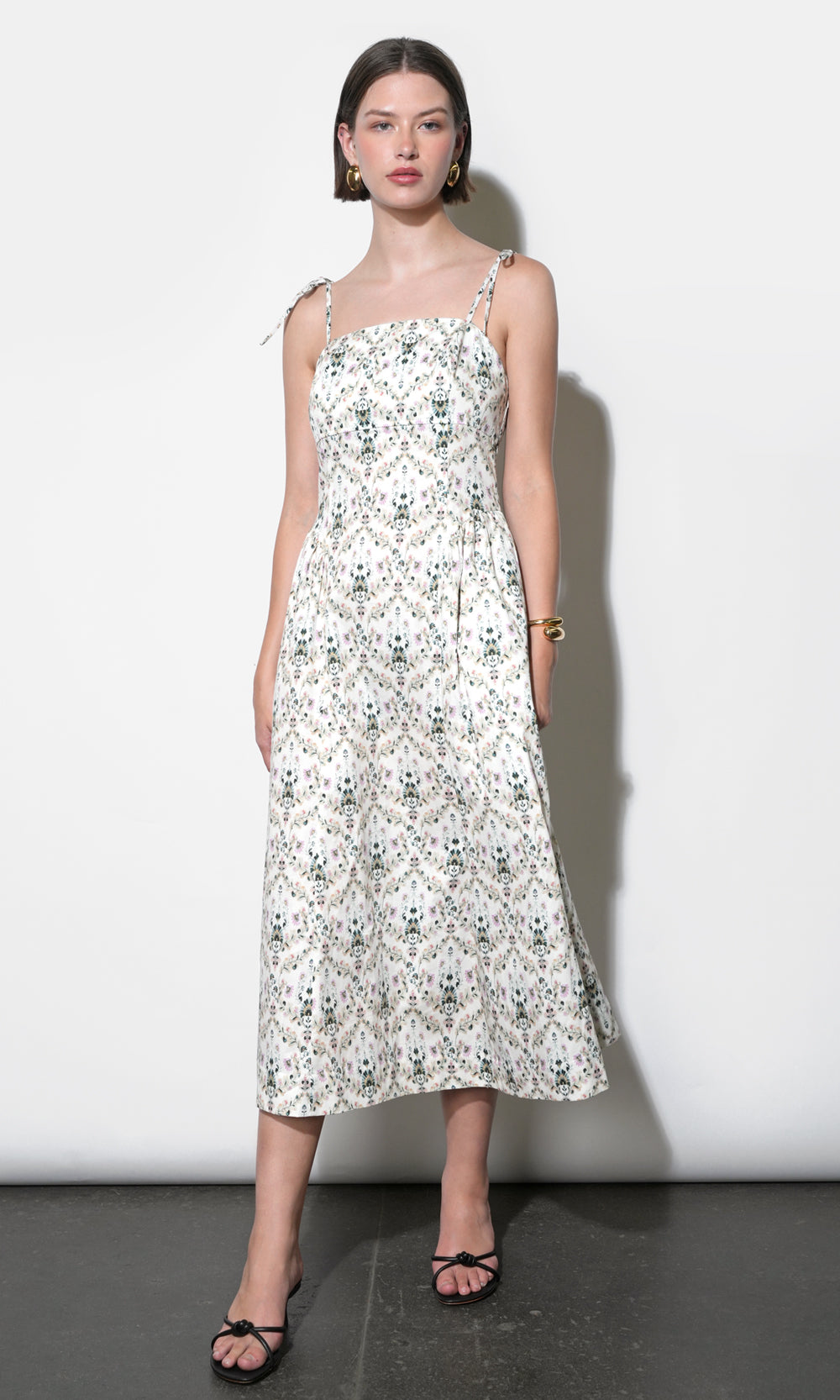 Sara Gathered Sides Sleeveless Midi Dress