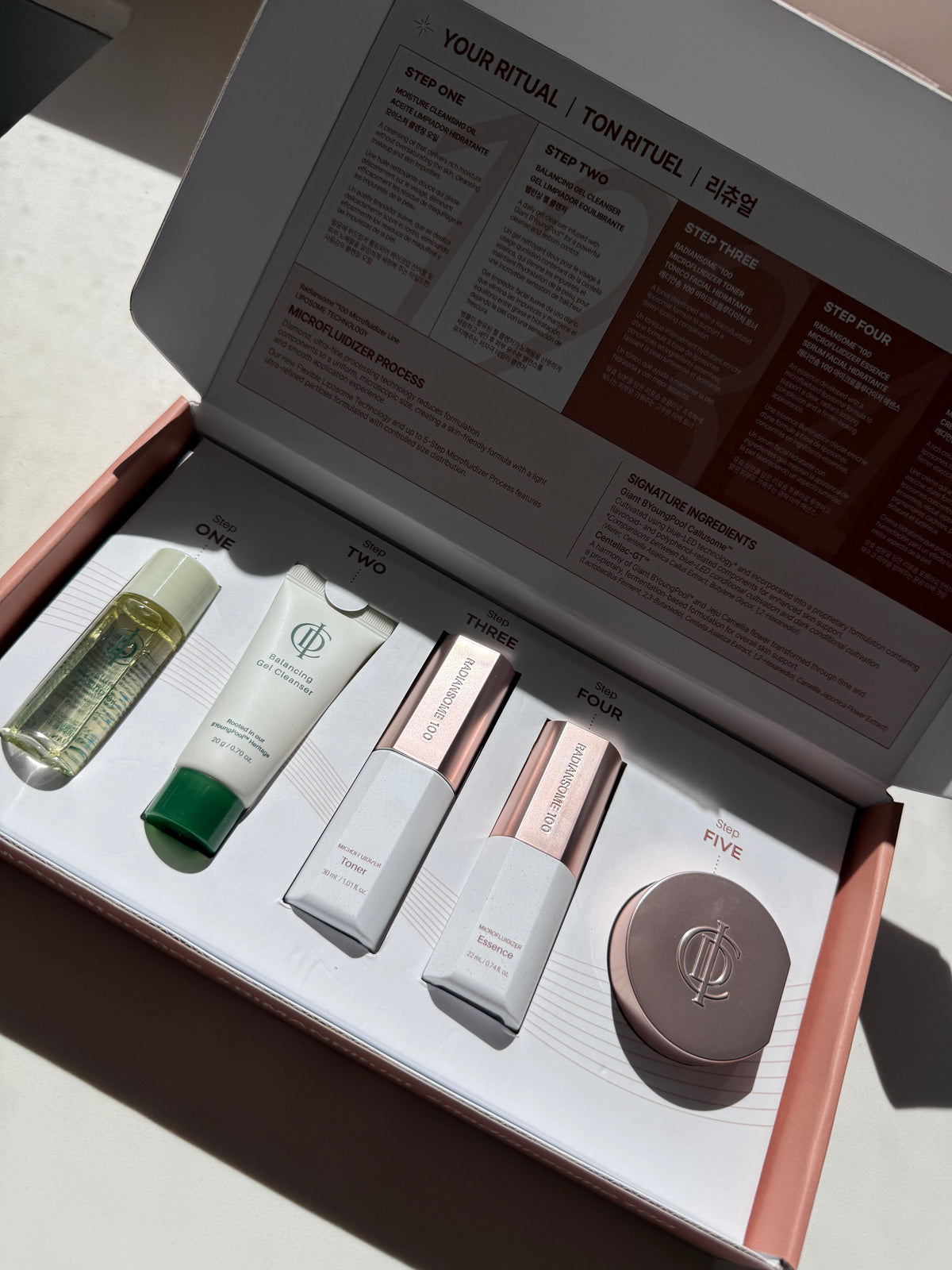 RADIANSOME 100 Experience Travel Kit