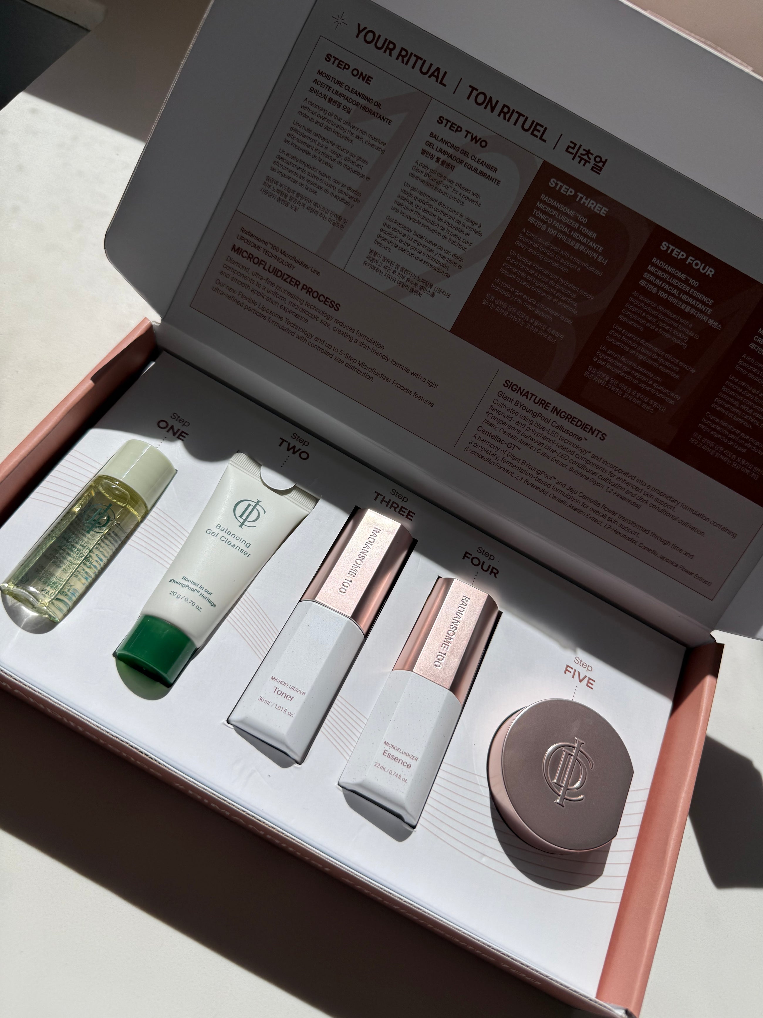 RADIANSOME 100 Experience Travel Kit