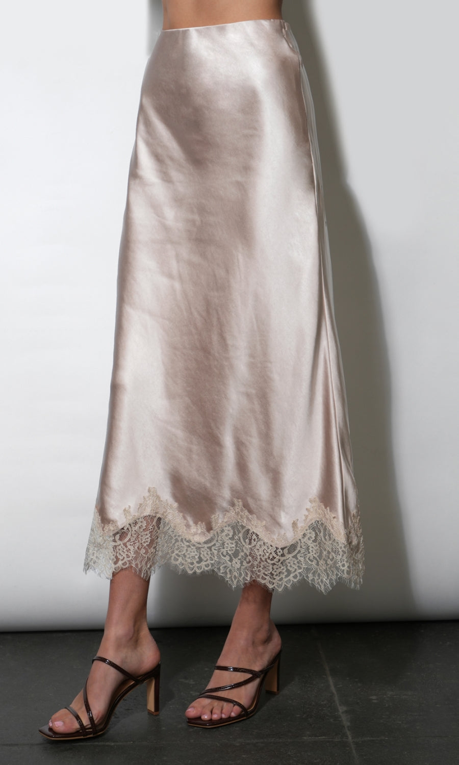 Nina Midi Lace Hem Slip Skirt G2610S9513_TAUPE