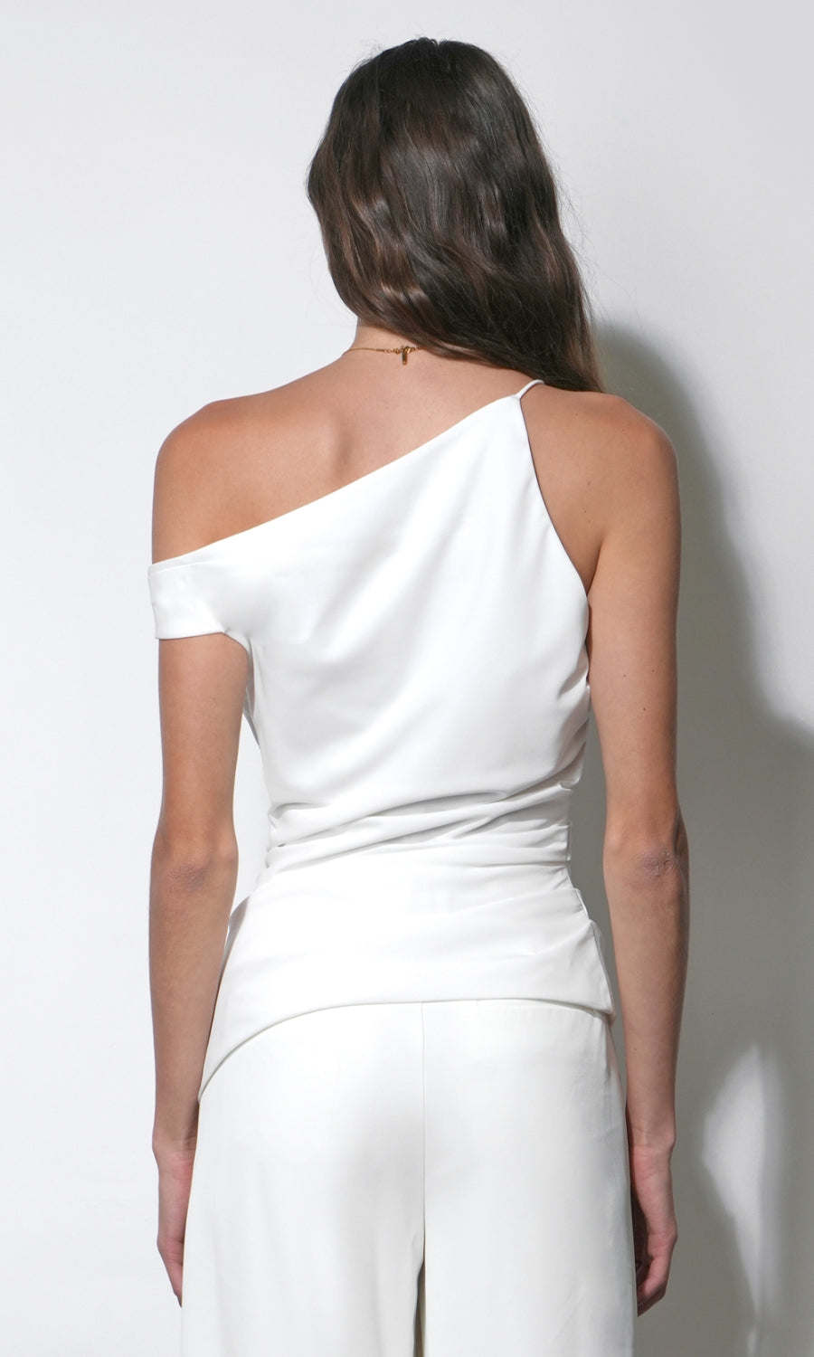 Yvette Asymmetric Side Pleated Top G2610T7642_WHITE
