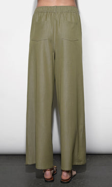 G265P6577_OLIVE