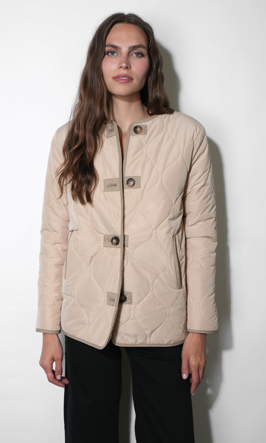 G258J1826_BEIGE