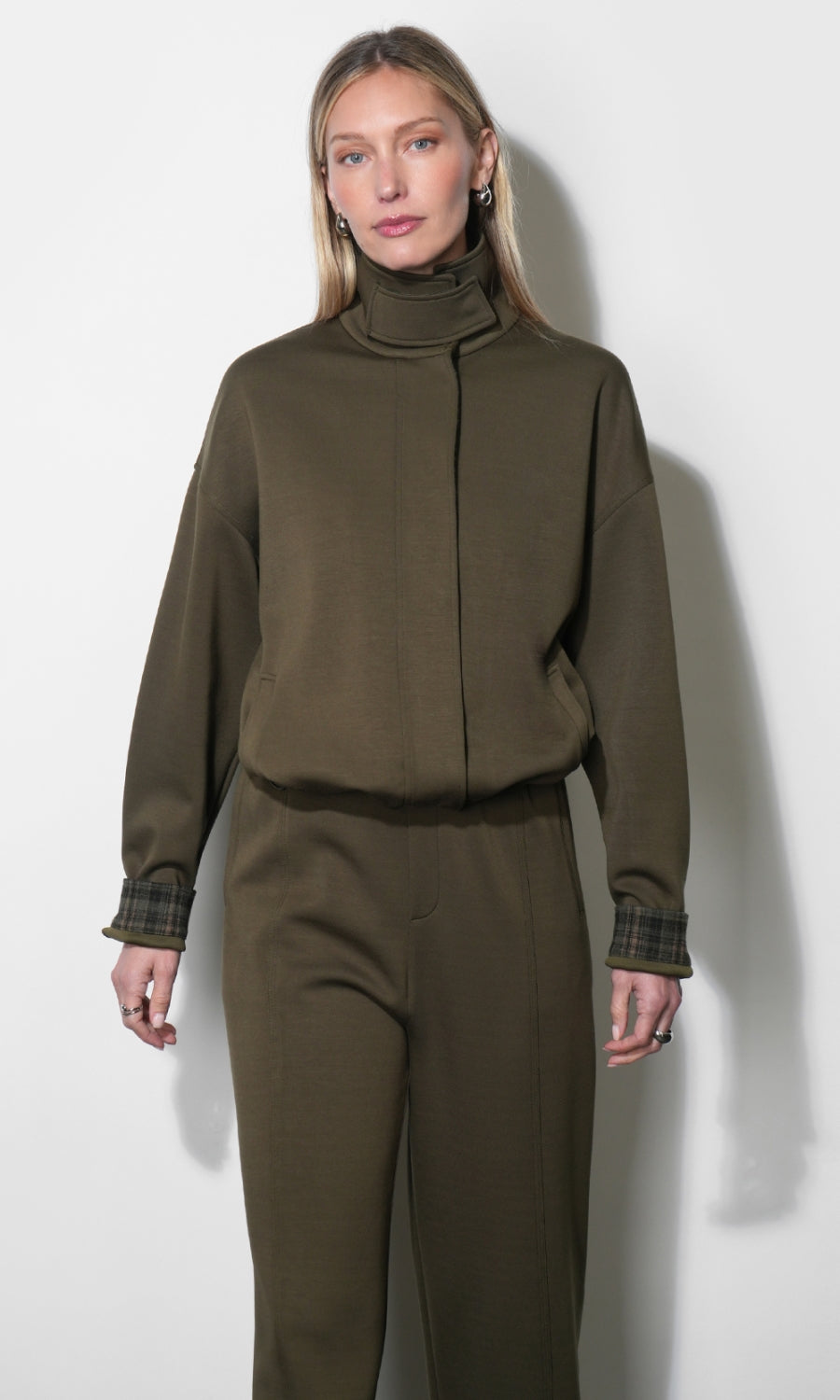 G269J1890_DARK OLIVE