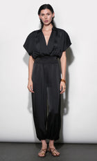 G266P6585_BLACK