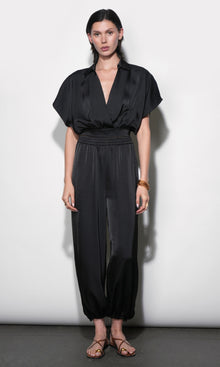 G266P6585_BLACK