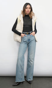 G258J1818_CREAM