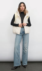 G258J1818_CREAM