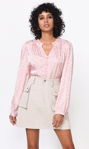 Iza Textured Blouse