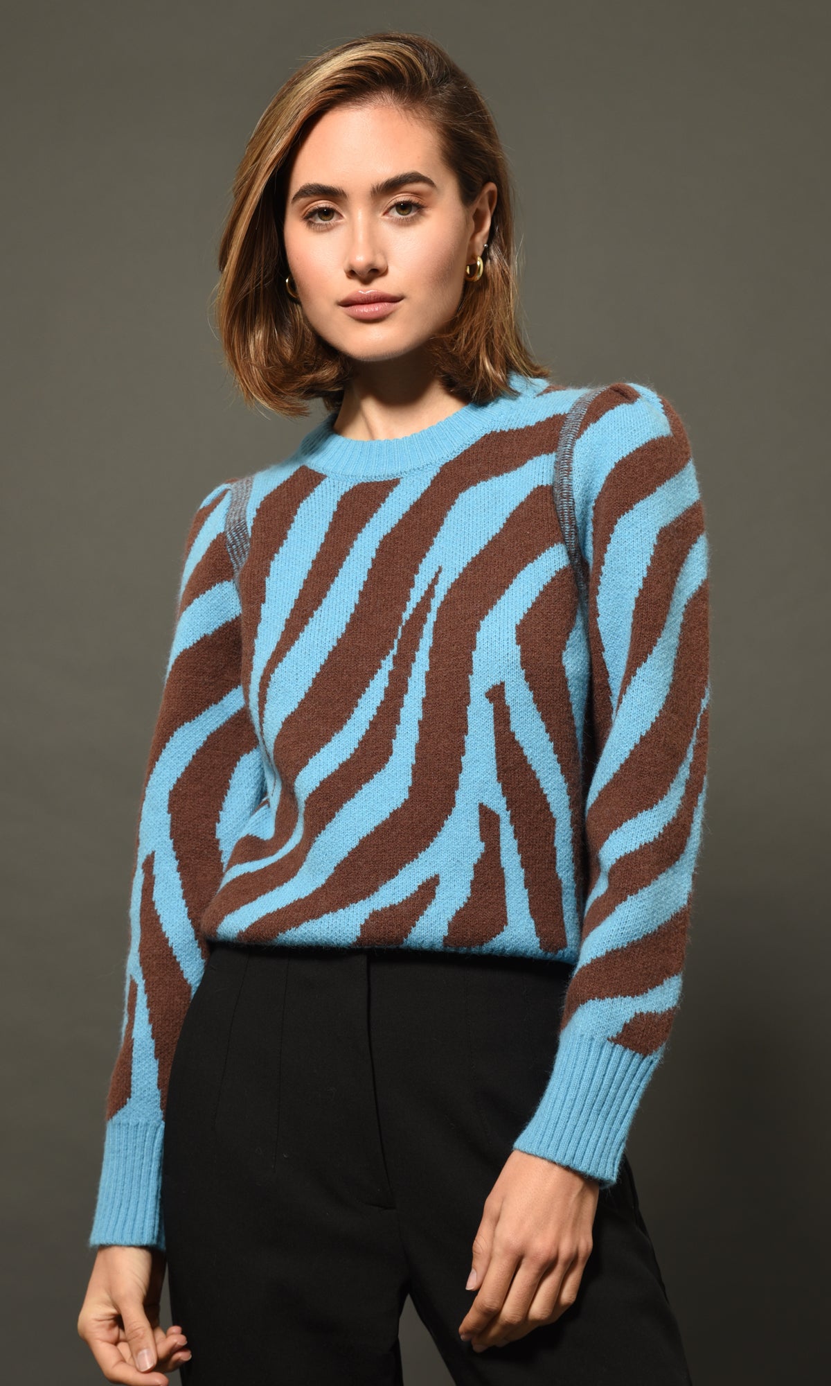 Louis Vuitton Women's Intarsia Signature Pullover Cashmere Gray 14484896